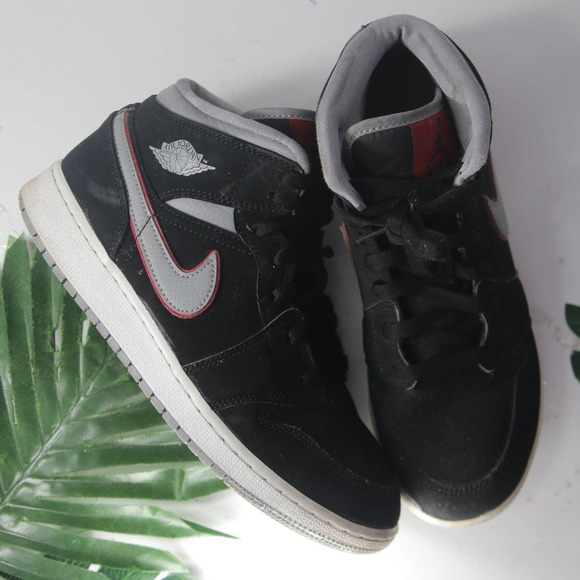 Nike Shoes - Nike Air Jordan 1 Mid Black Suede Gray Sneaker 002408 size 6.5youth/8womens